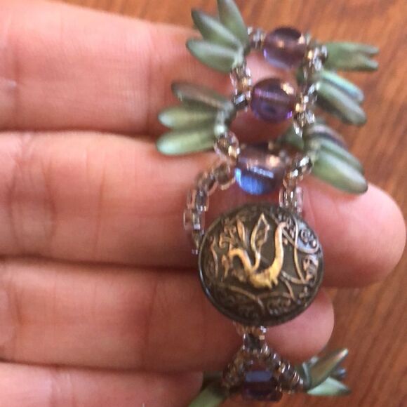 Gorgeous handmade glass bead bracelet. - Picture 3 of 8